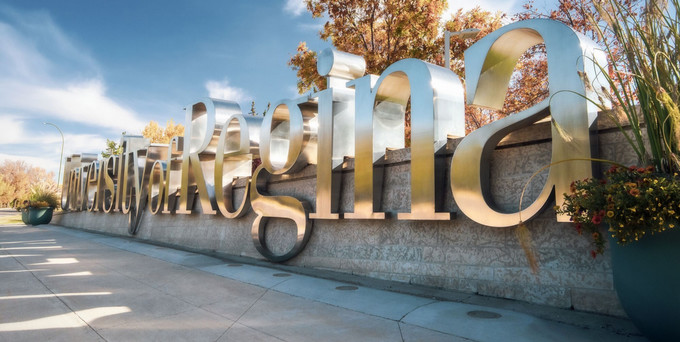 U of R sign