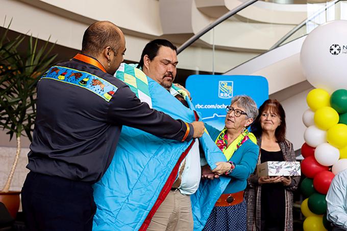 Ceremony at Ta-tawâw Student Centre