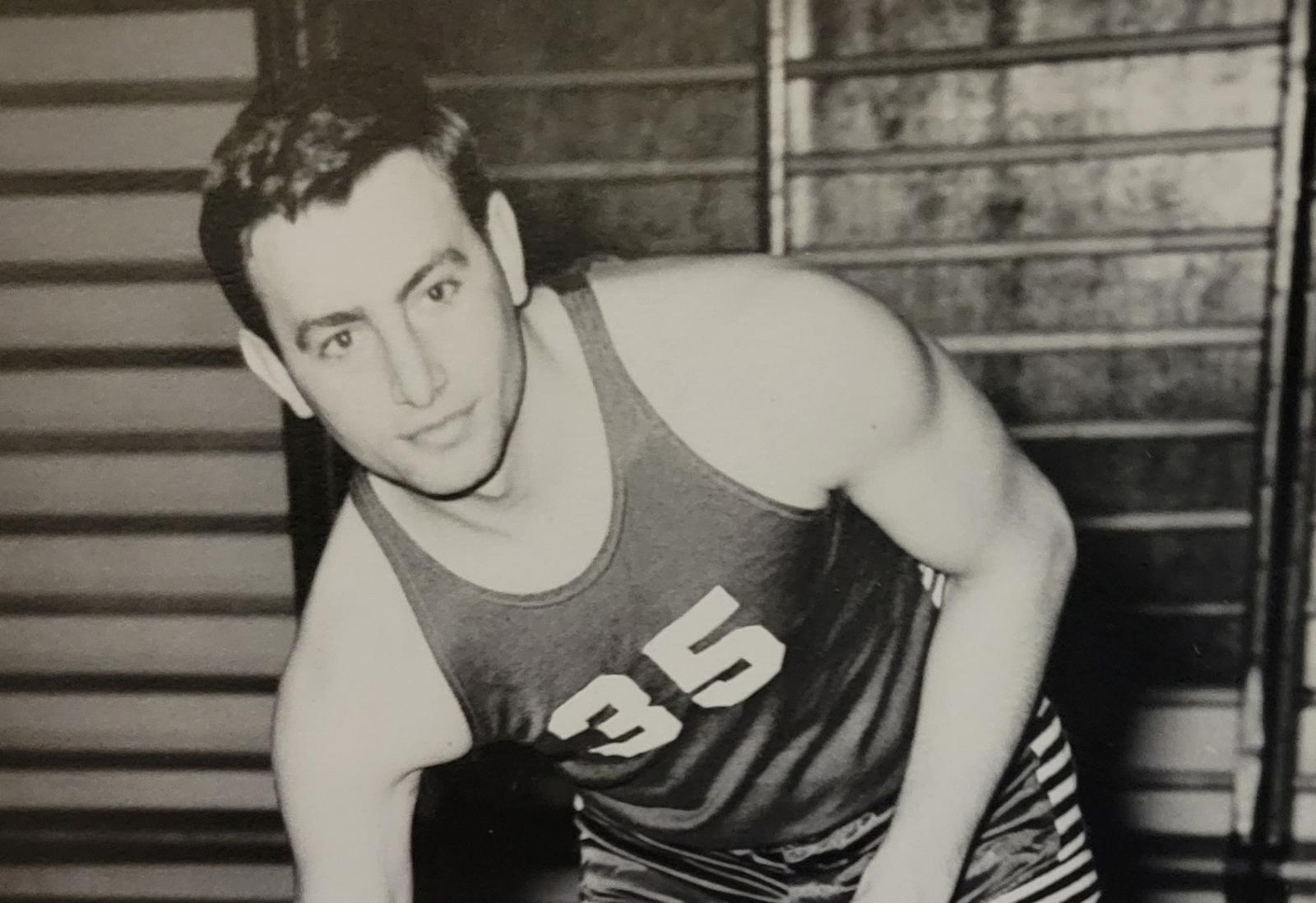 Gordon Wicijowski as a young basketball player