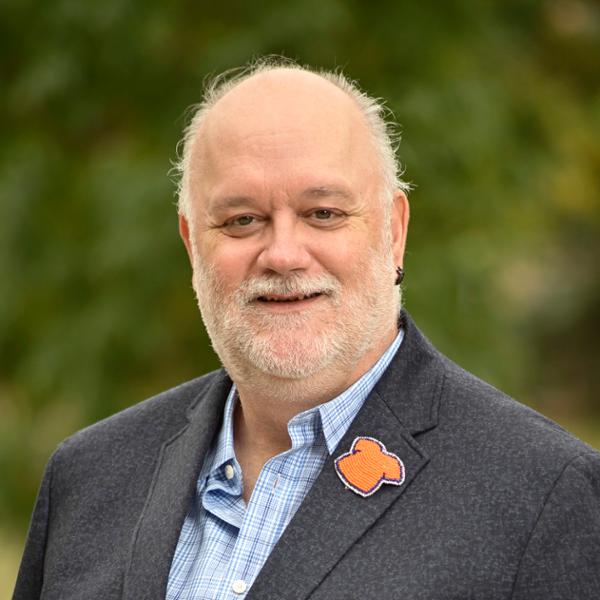 Tom McIntosh University of Regina