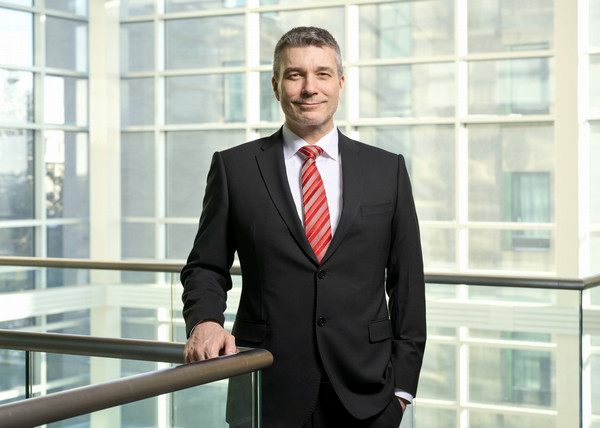 Profile image for Dr. Nicholas Carleton
