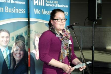 Student Alexandra Eskra discusses her experience in the Mentorship Program at the Wind-up event on April 4
