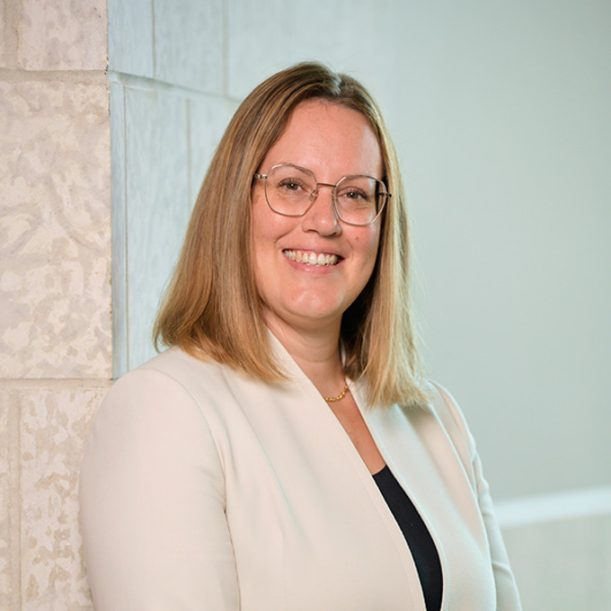 Dr. Jacqui Gagnon