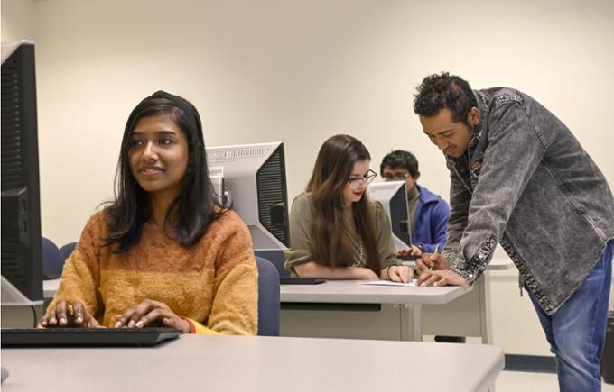 students working in a computer lab