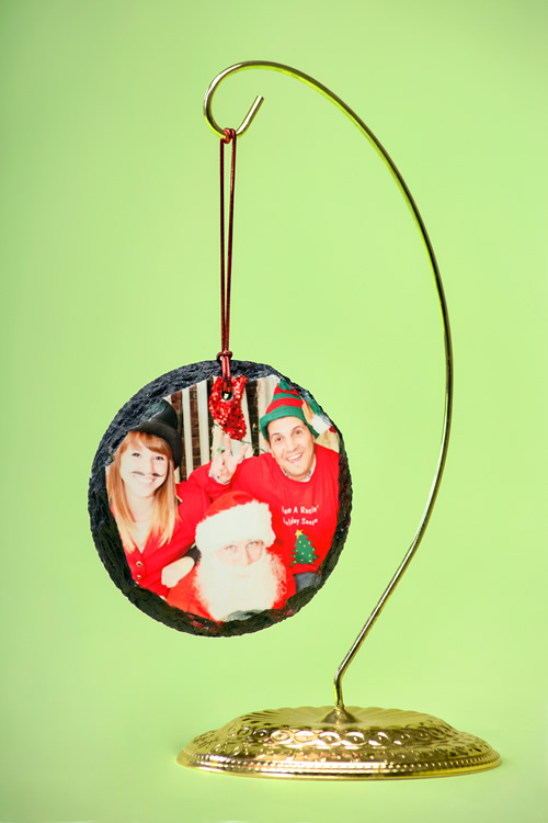 >Personalized Round Slate Ornament