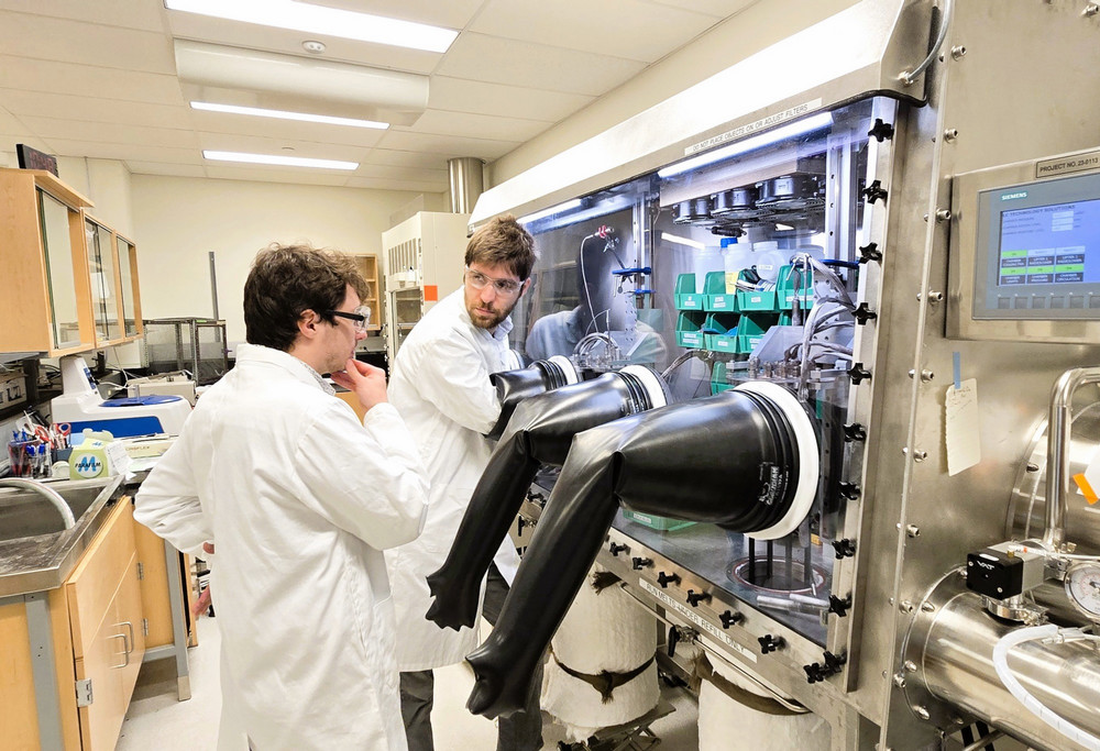two people working in a lab