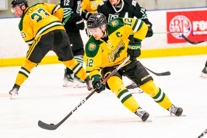 Cougars hockey.