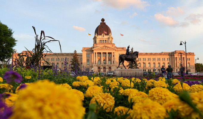 Saskatchewan Ledgislative building.